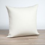 Dekokissen quadratisch in weiß