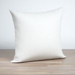 Dekokissen quadratisch in weiß